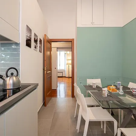 Jubilee Vatican Museums Apartment *