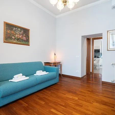 Jubilee Vatican Museums Apartment *